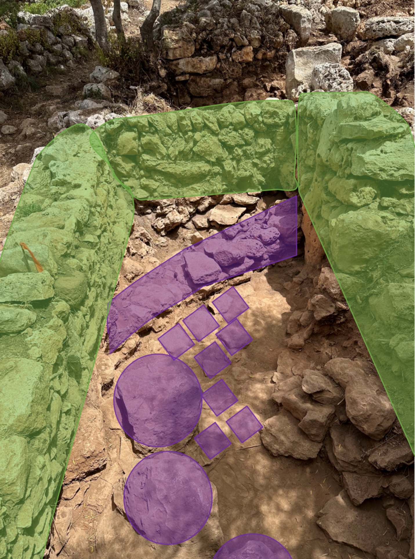 A green and purple stone wall

AI-generated content may be incorrect.